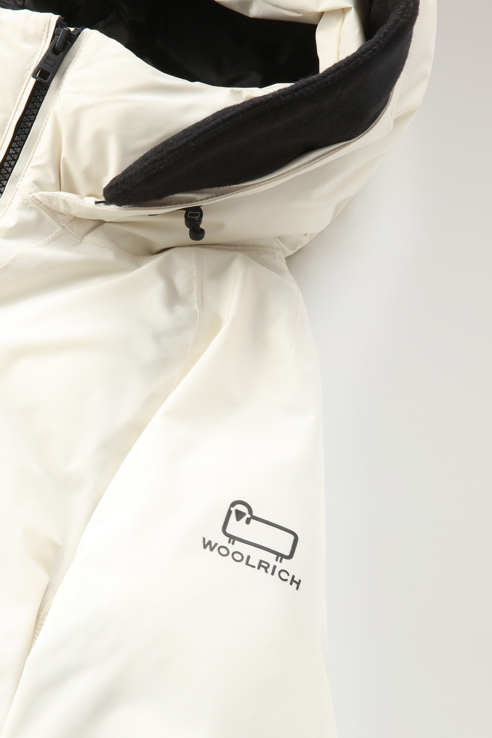 Harveys Waterproof Jacket in Pertex Revolve White photo 7 | Woolrich