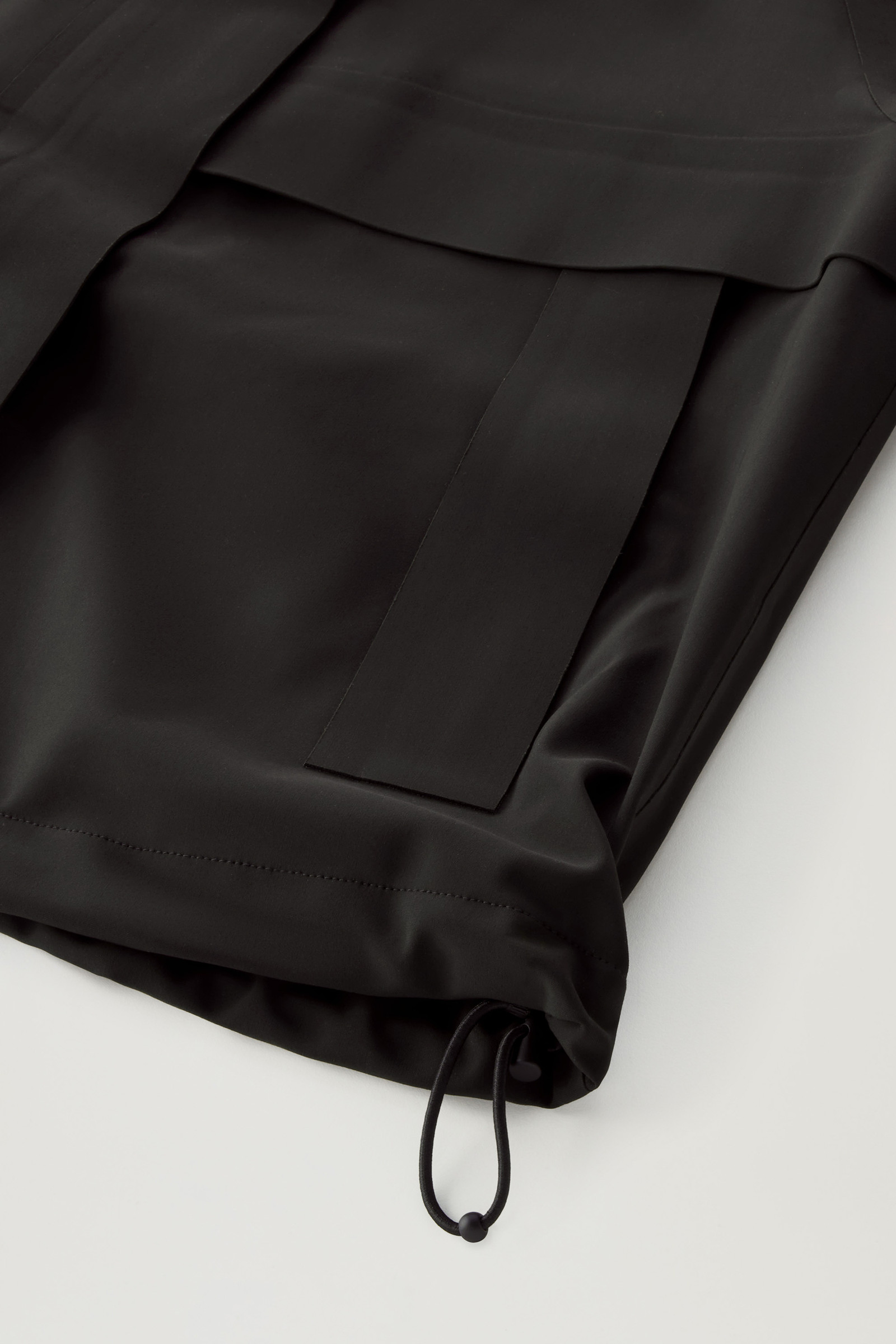 Tech Commuting Short Hooded Jacket in Stretch Nylon Black photo 10 | Woolrich
