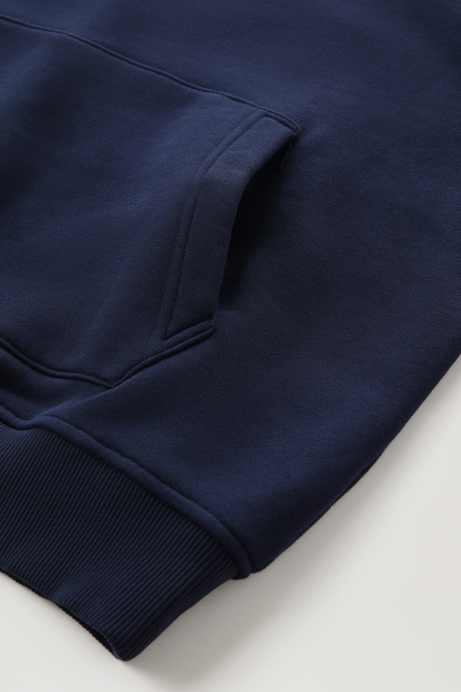 Sweat-shirt Color Block avec demi-zip et logo imprimé bleu photo 8 | Woolrich