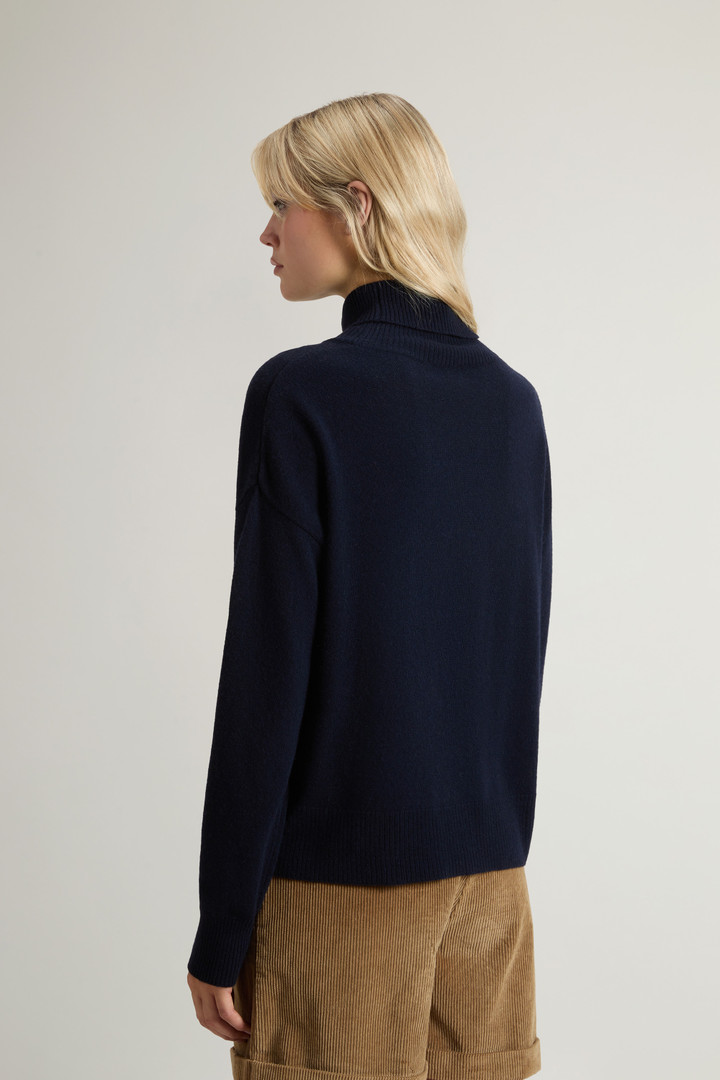 Turtleneck Sweater in Virgin Wool and Cashmere Blend Blue photo 3 | Woolrich