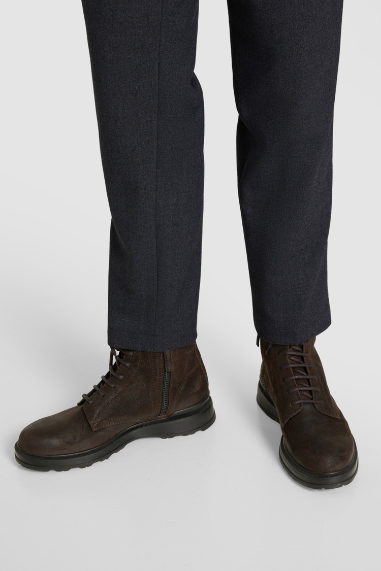 Work boot, suede