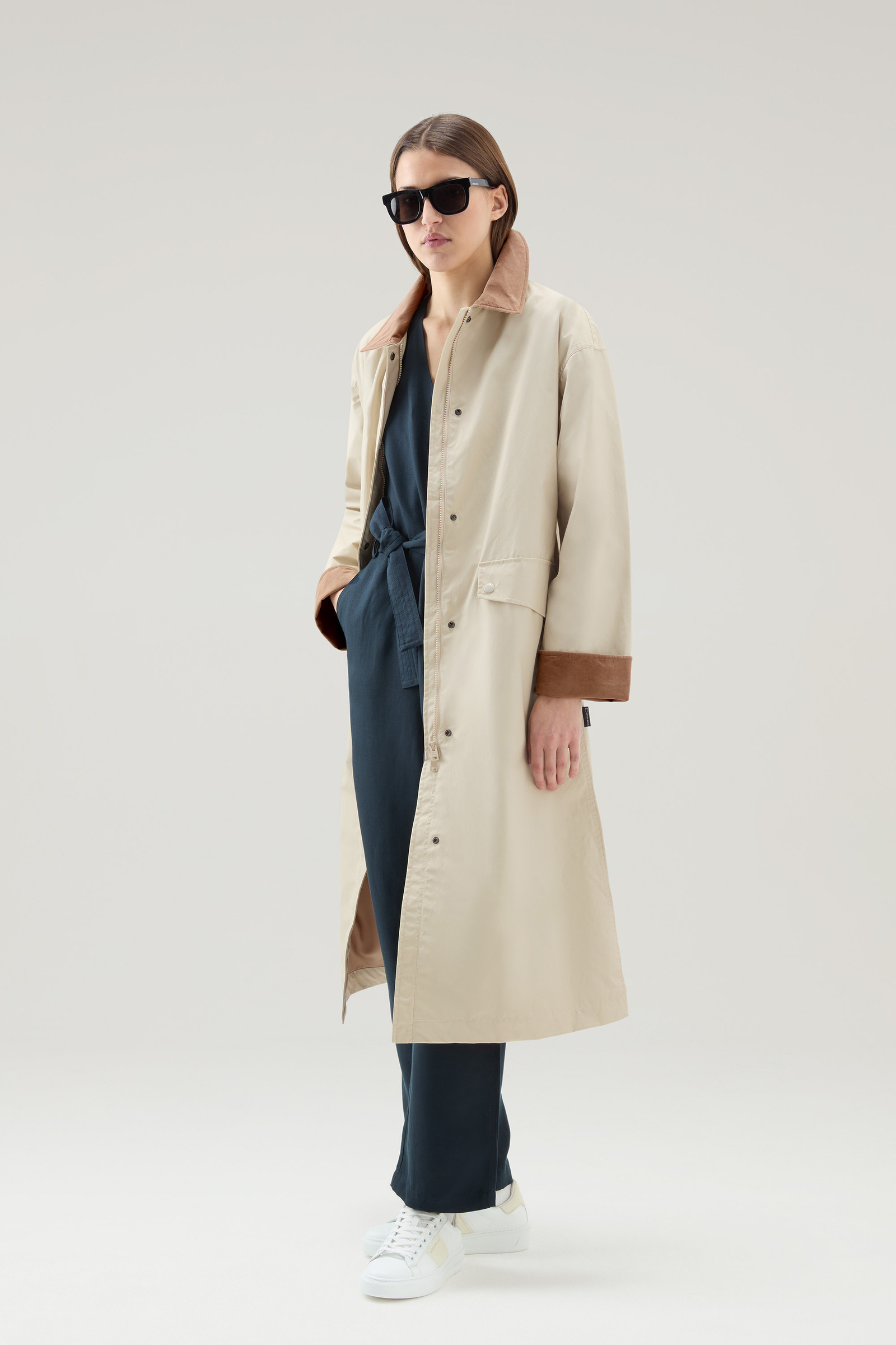 Women's Waxed Trench Coat in Cotton Nylon Blend with Pointed Collar ...