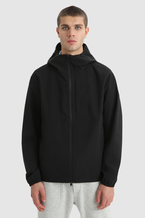 Zweilagige, wasserdichte, ultraleichte Jacke Pacific Schwarz | Woolrich