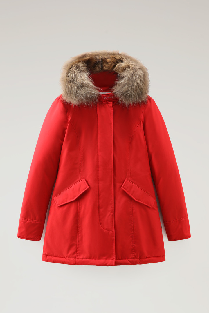 Canada goose vs woolrich jacket hotsell