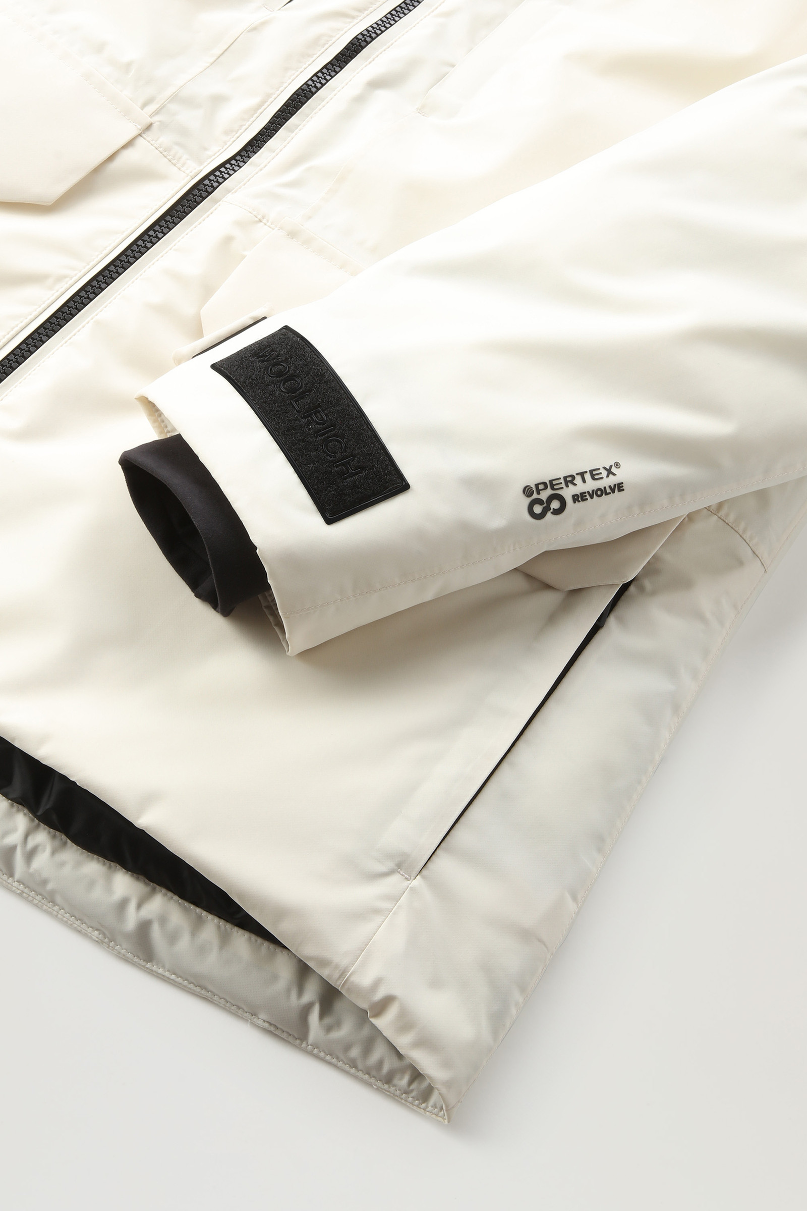 Harveys Waterproof Jacket in Pertex Revolve White photo 9 | Woolrich