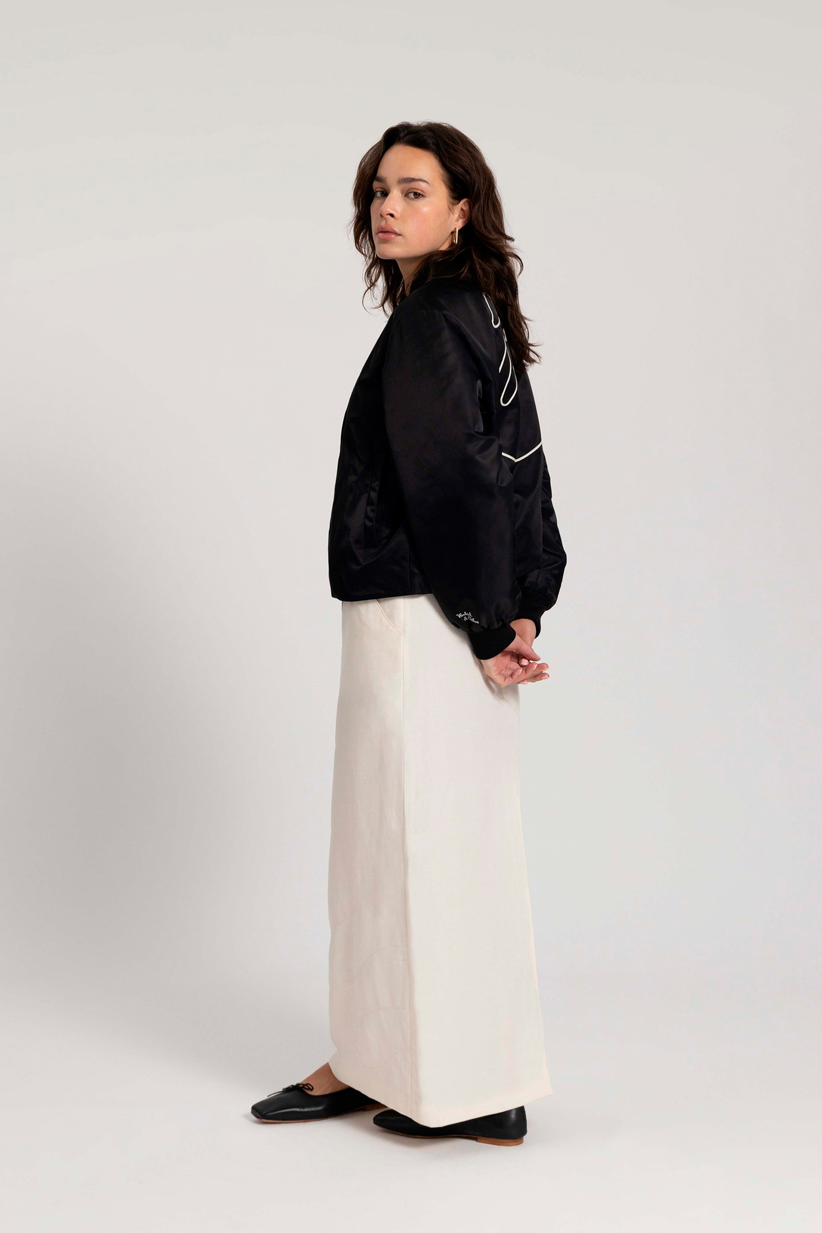 Bomber Swan rembourré en satin de nylon - Daniëlle Cathari / Woolrich noir photo 3 | Woolrich