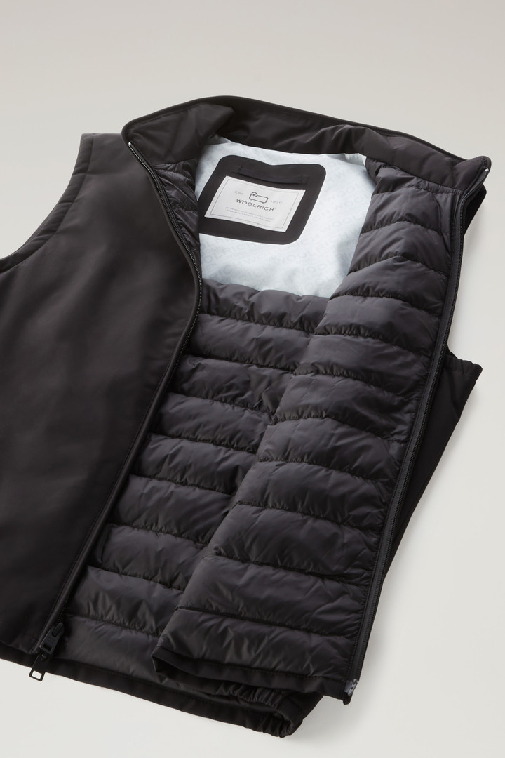 Padded Pacific Vest Black photo 9 | Woolrich