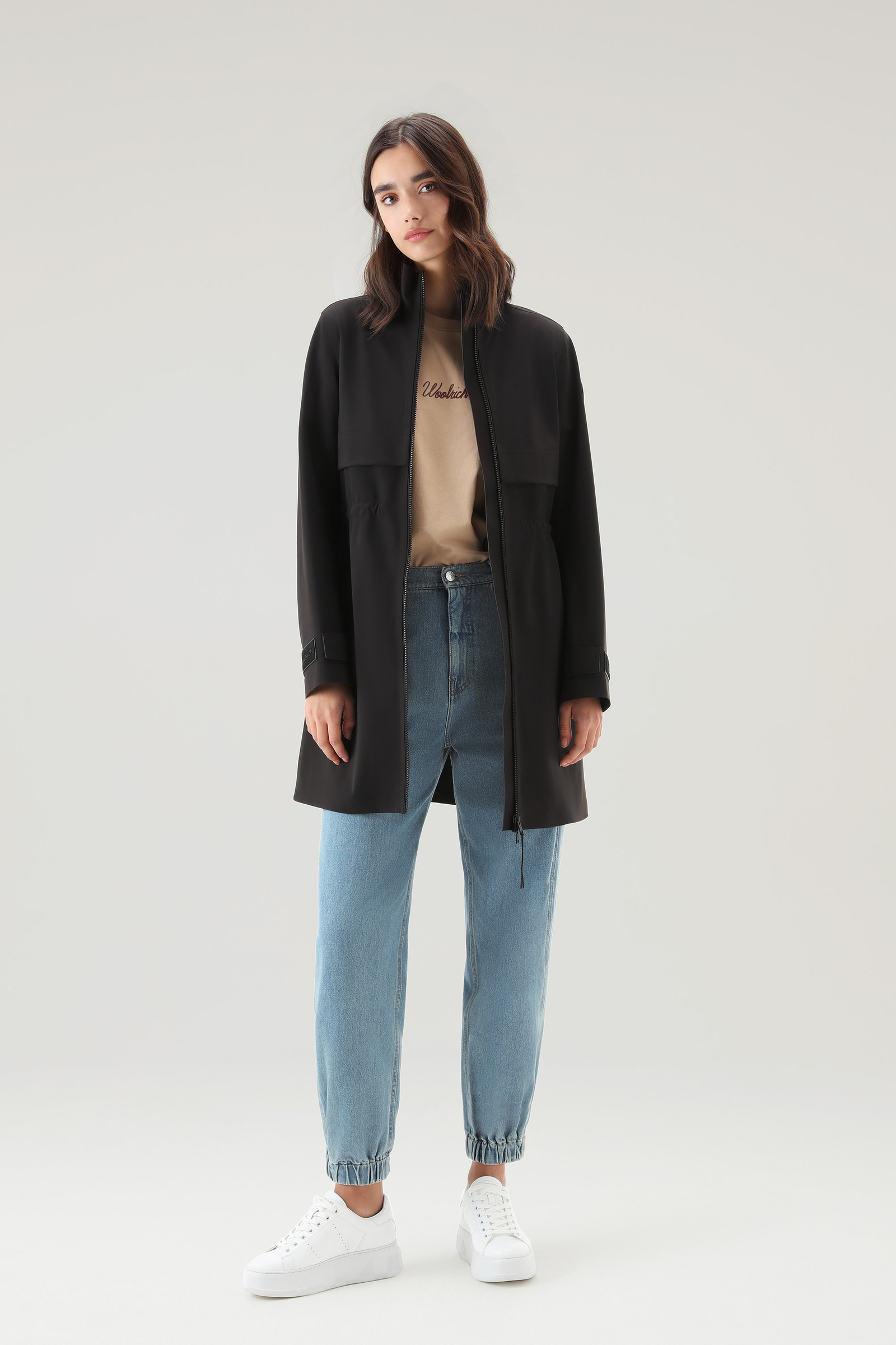 Pequea Coat in Stretch Nylon Black photo 2 | Woolrich