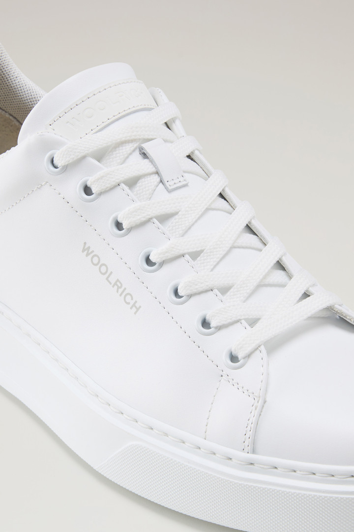 Sneakers Classic Court en cuir avec écusson contrastant Blanc photo 5 | Woolrich