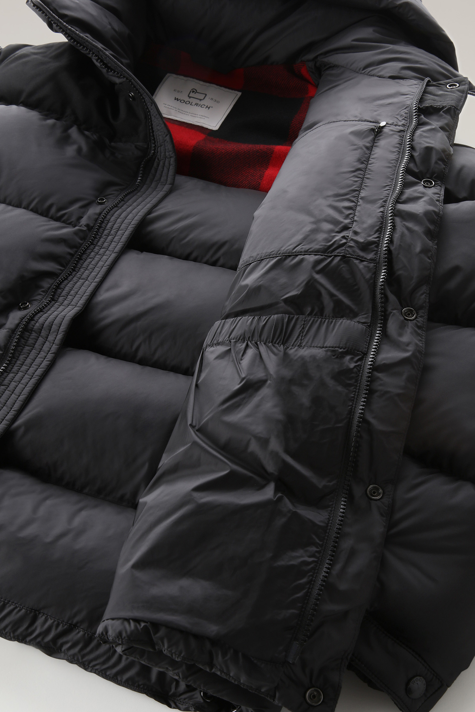 Sierra-microvezeljack Zwart photo 10 | Woolrich