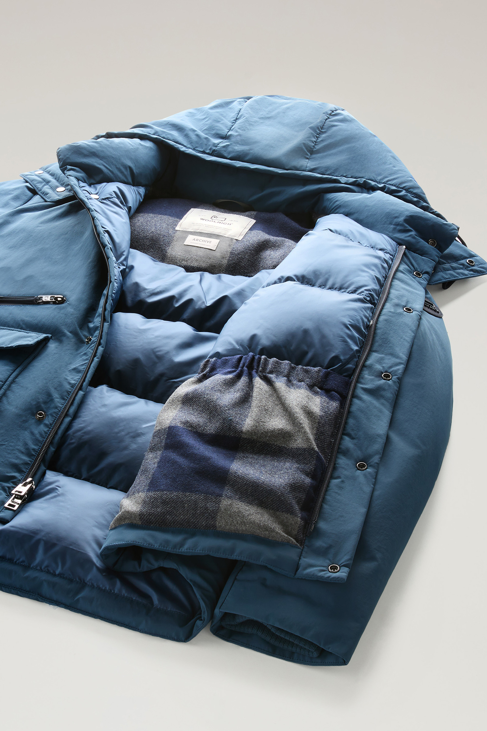 Aleutian Jacket in Taslan Nylon Blue photo 11 | Woolrich
