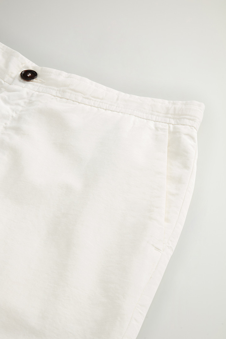 Garment-Dyed Cotton- and Linen-Blend Shorts White photo 6 | Woolrich