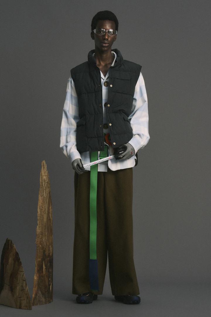 Weste aus Taft aus Nylonmischung mit verstaubarer Kapuze Schwarz photo 11 | Woolrich