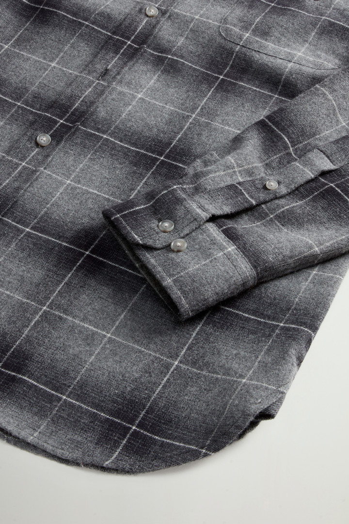 Kariertes Flanell-Shirt aus reiner Baumwolle Grau photo 3 | Woolrich