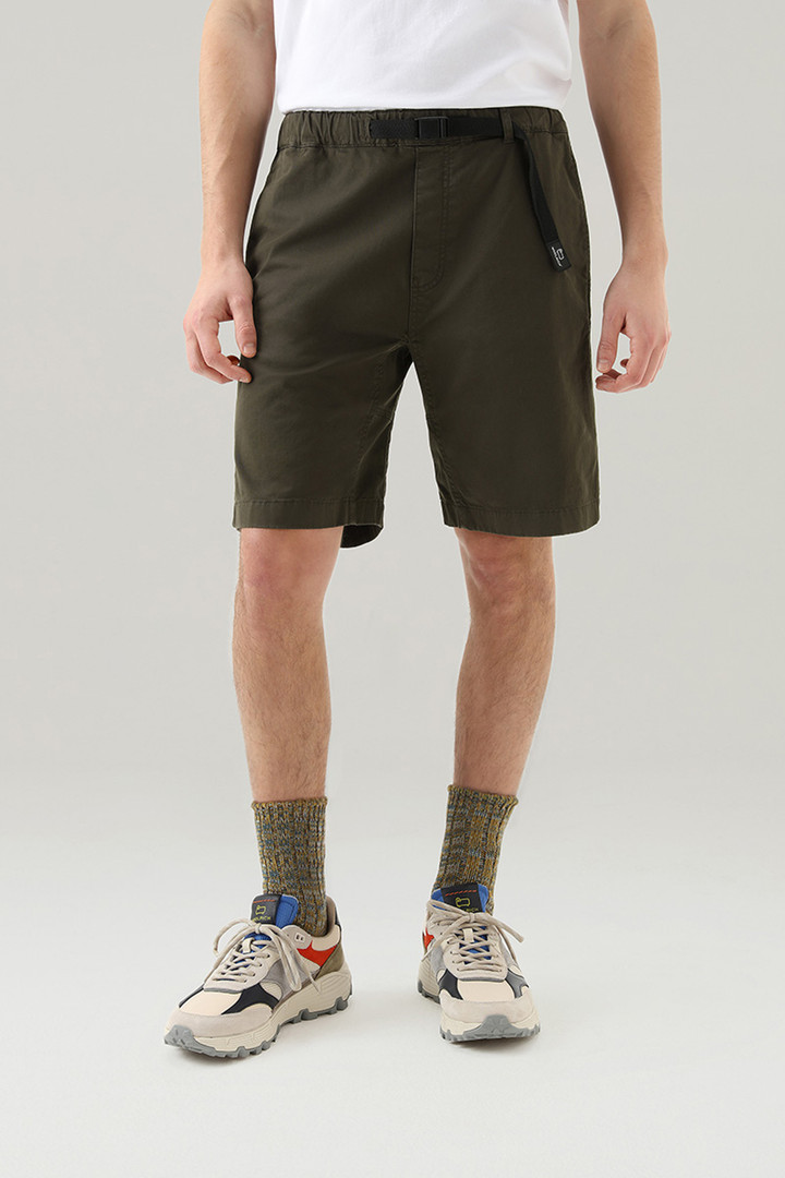 Garment-Dyed Chino Shorts in Stretch Cotton Green photo 1 | Woolrich