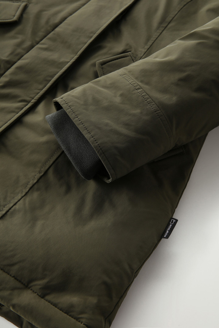 Arctic Parka en Urban Touch avec fourrure amovible Vert photo 9 | Woolrich