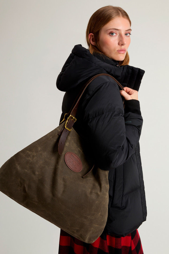 Bazaar Tote Bag in Waxed Pure Cotton Green photo 8 | Woolrich
