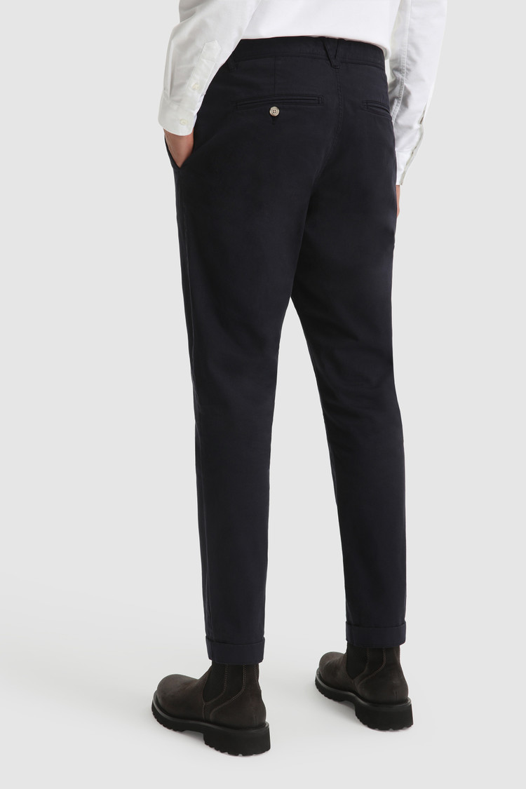 Pantaloni chino in cotone tinto in capo elasticizzato