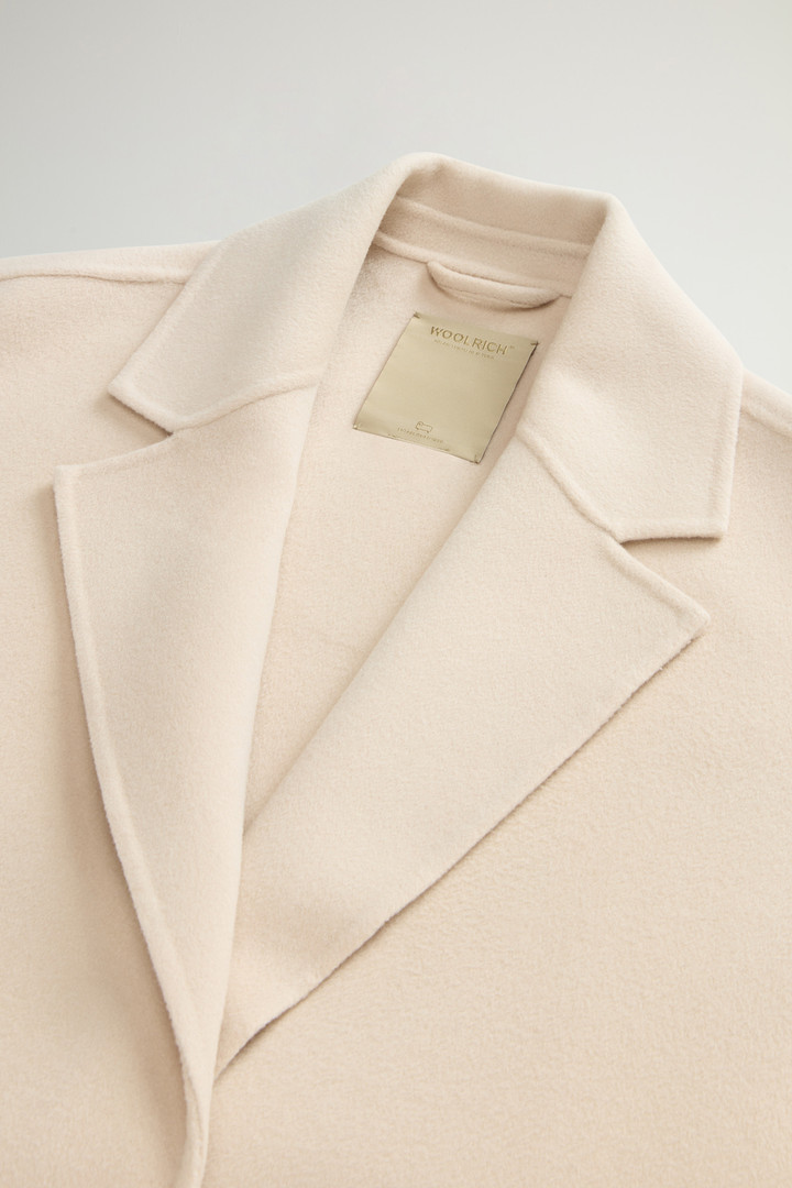 Cappotto lungo in pura lana vergine con cintura Beige photo 6 | Woolrich