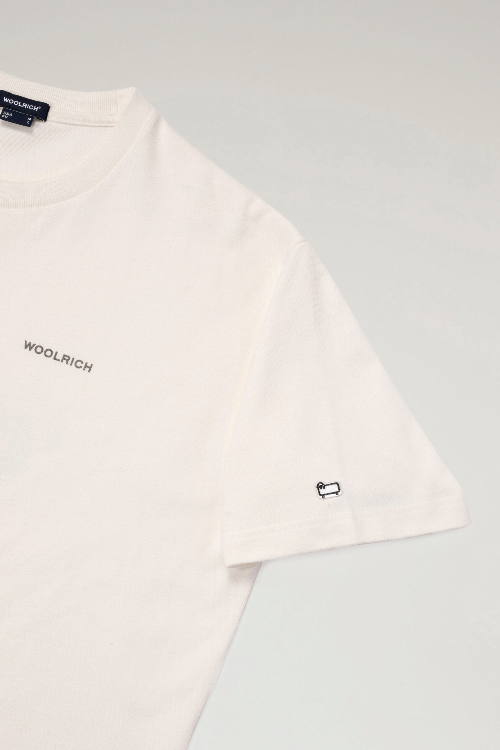 T-shirt van zuiver katoen met print aan de achterzijde wit photo 6 | Woolrich