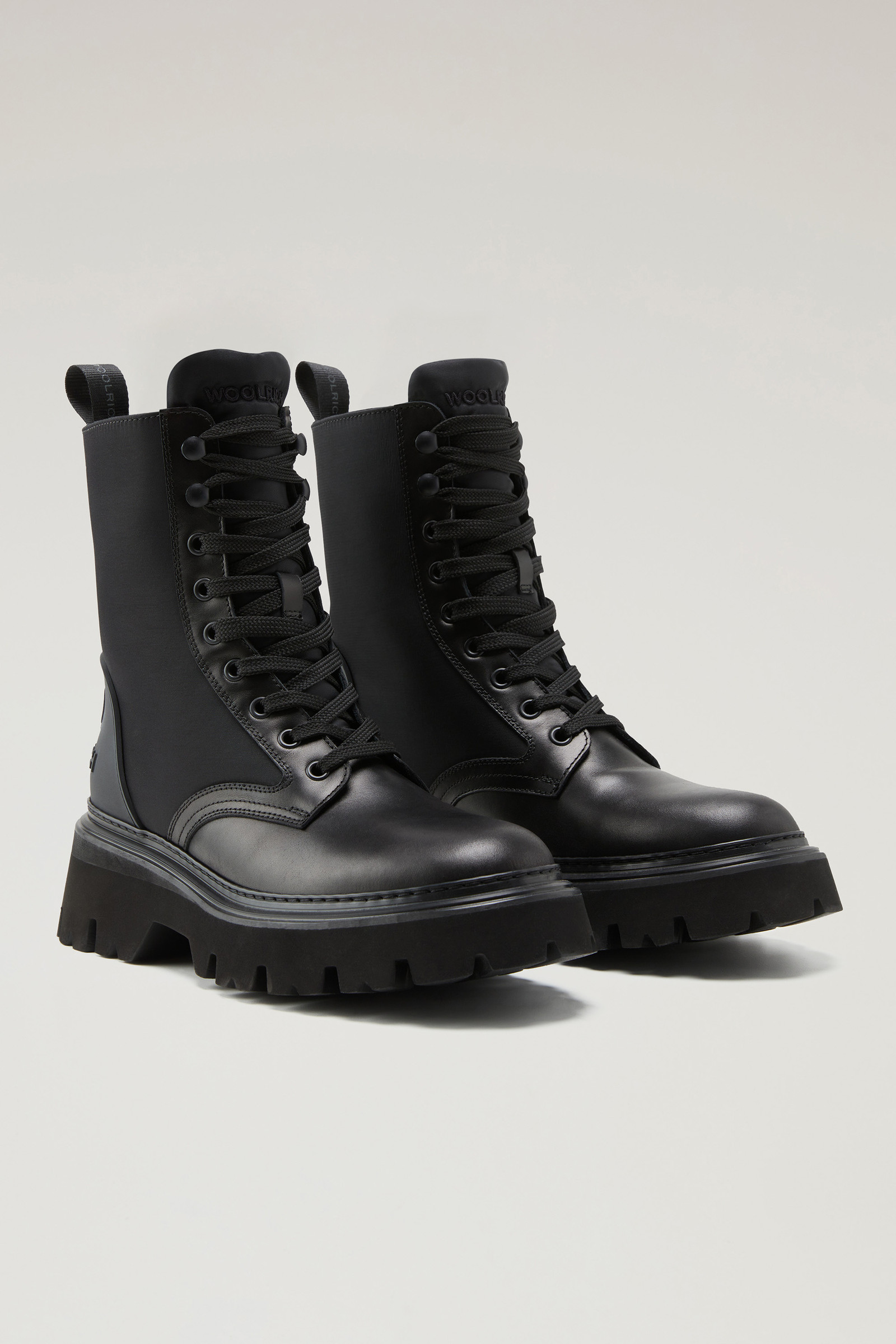 Women's Boots in Calfskin and Nylon Black | Woolrich USA