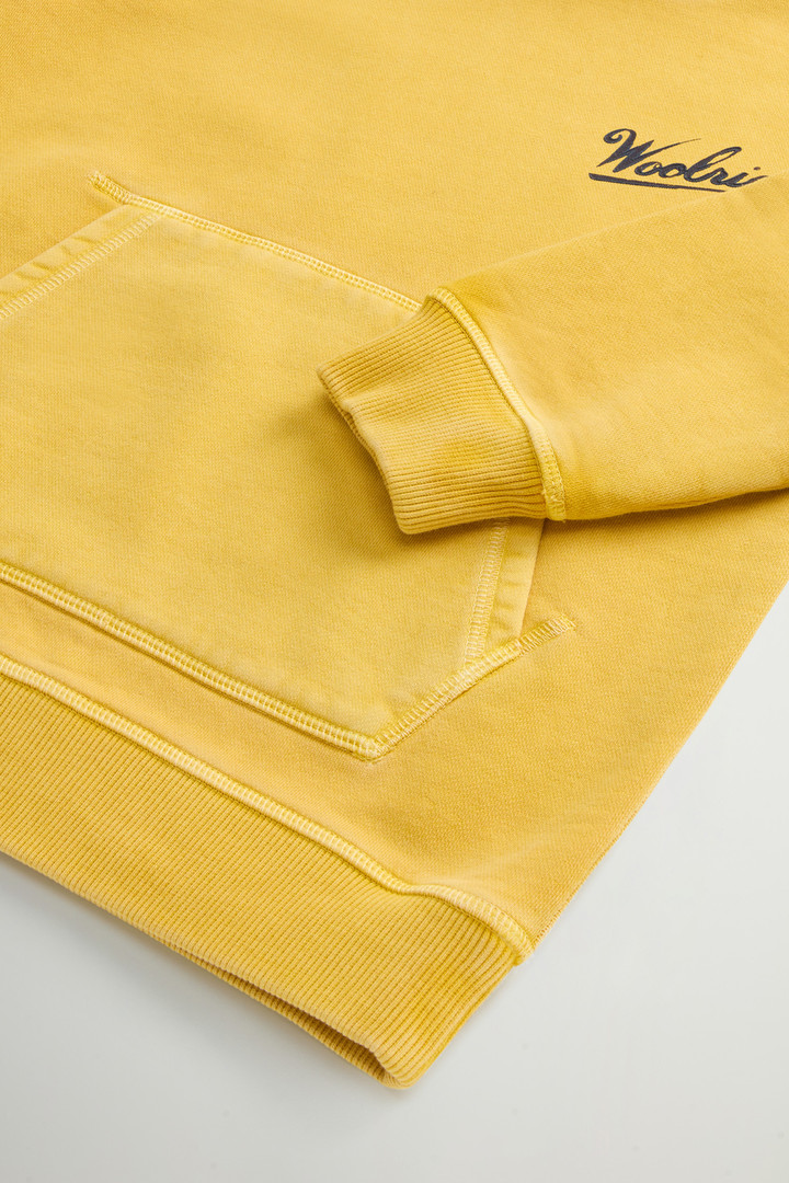 Garment-dyed Boys’ Hoodie in Pure Cotton Yellow photo 4 | Woolrich