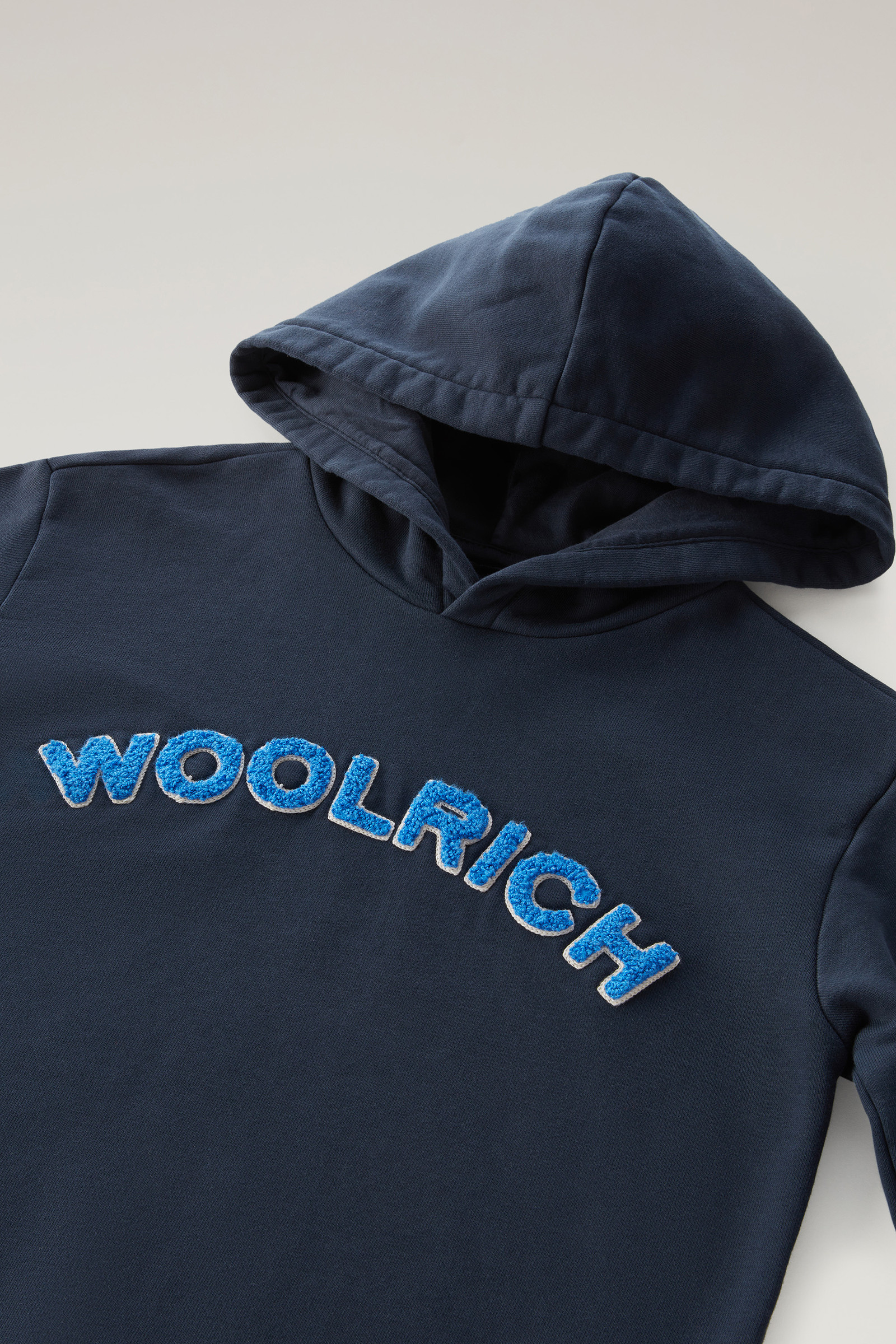 Sweat-shirt à capuche Varsity pour garçon en pur coton bleu photo 3 | Woolrich