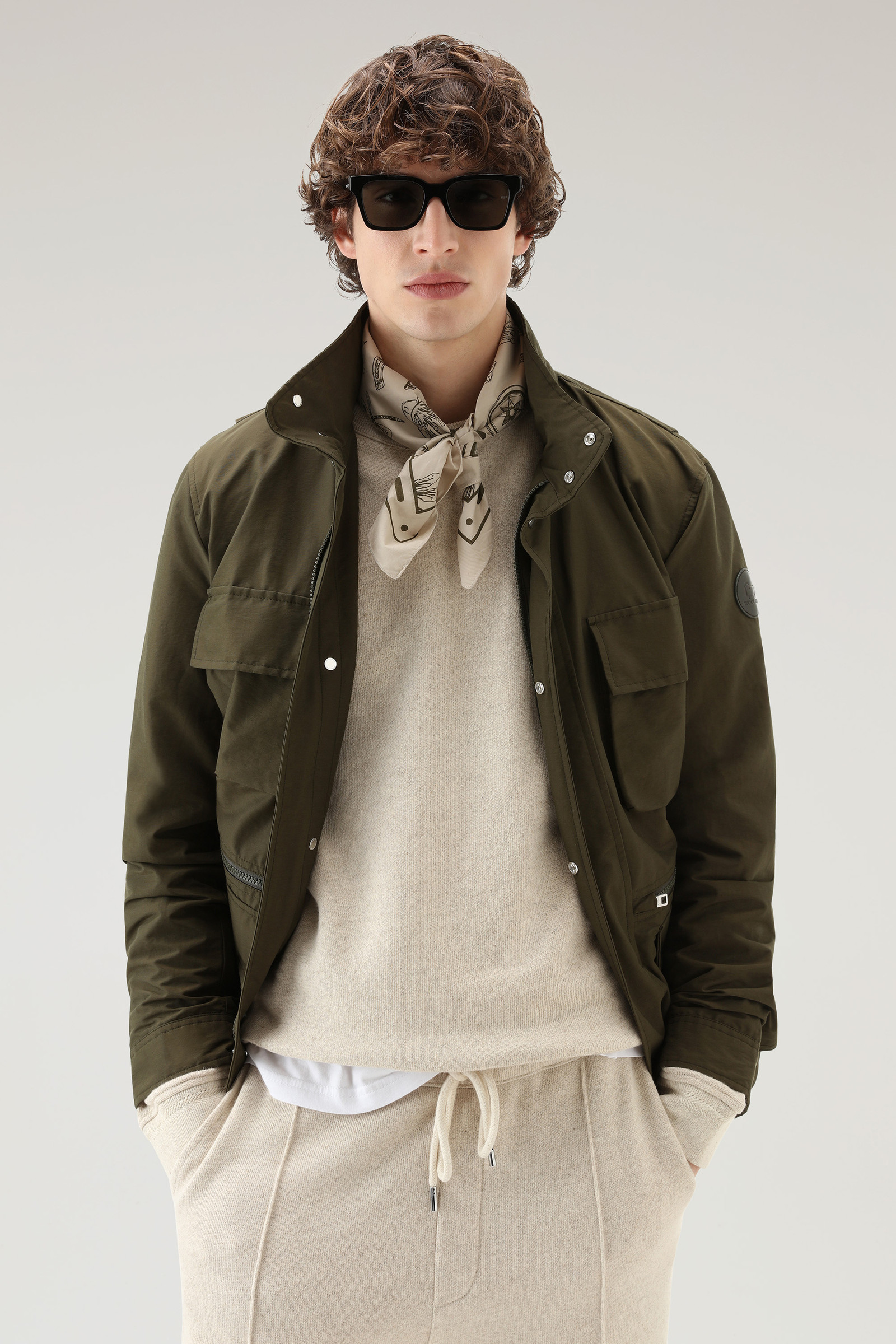 Sweat-shirt à col rond en coton et lin mélangés beige photo 4 | Woolrich
