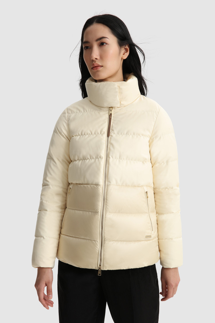 Luxury short down Jacket with horizontal quilting