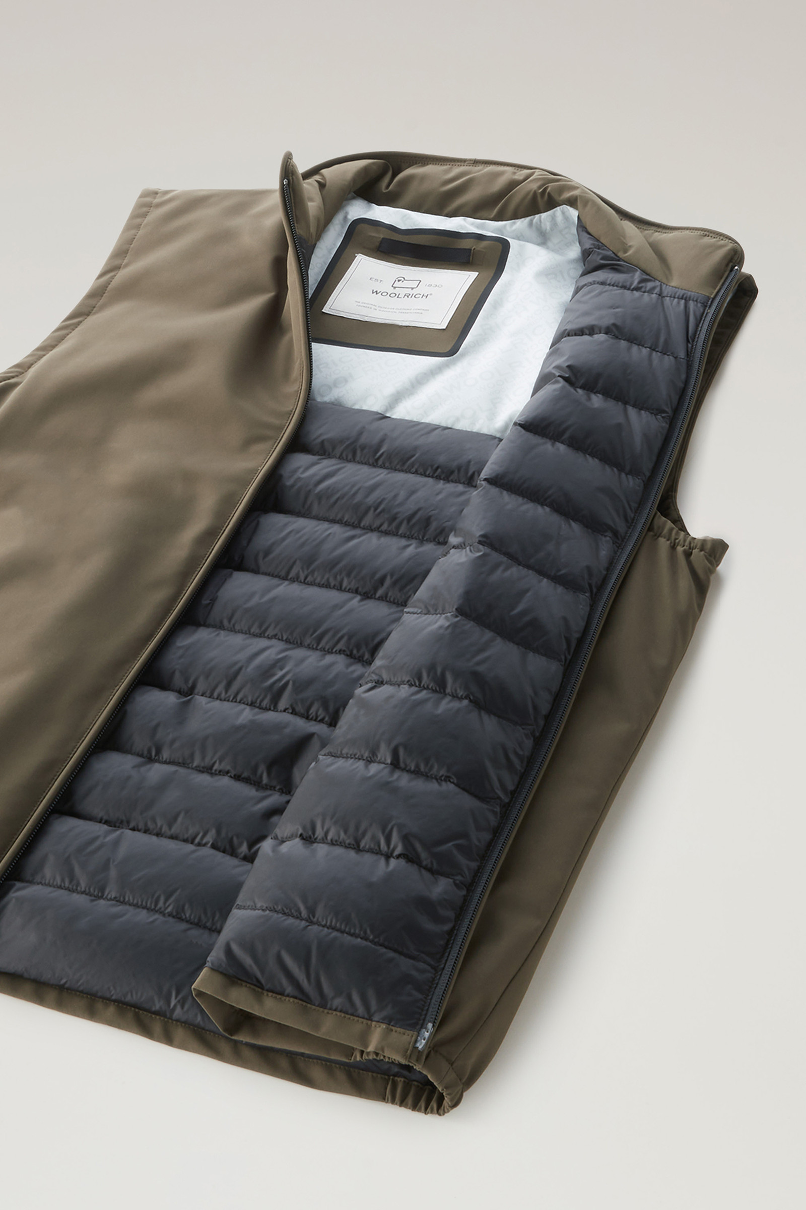 Padded Pacific Vest Green | Woolrich USA