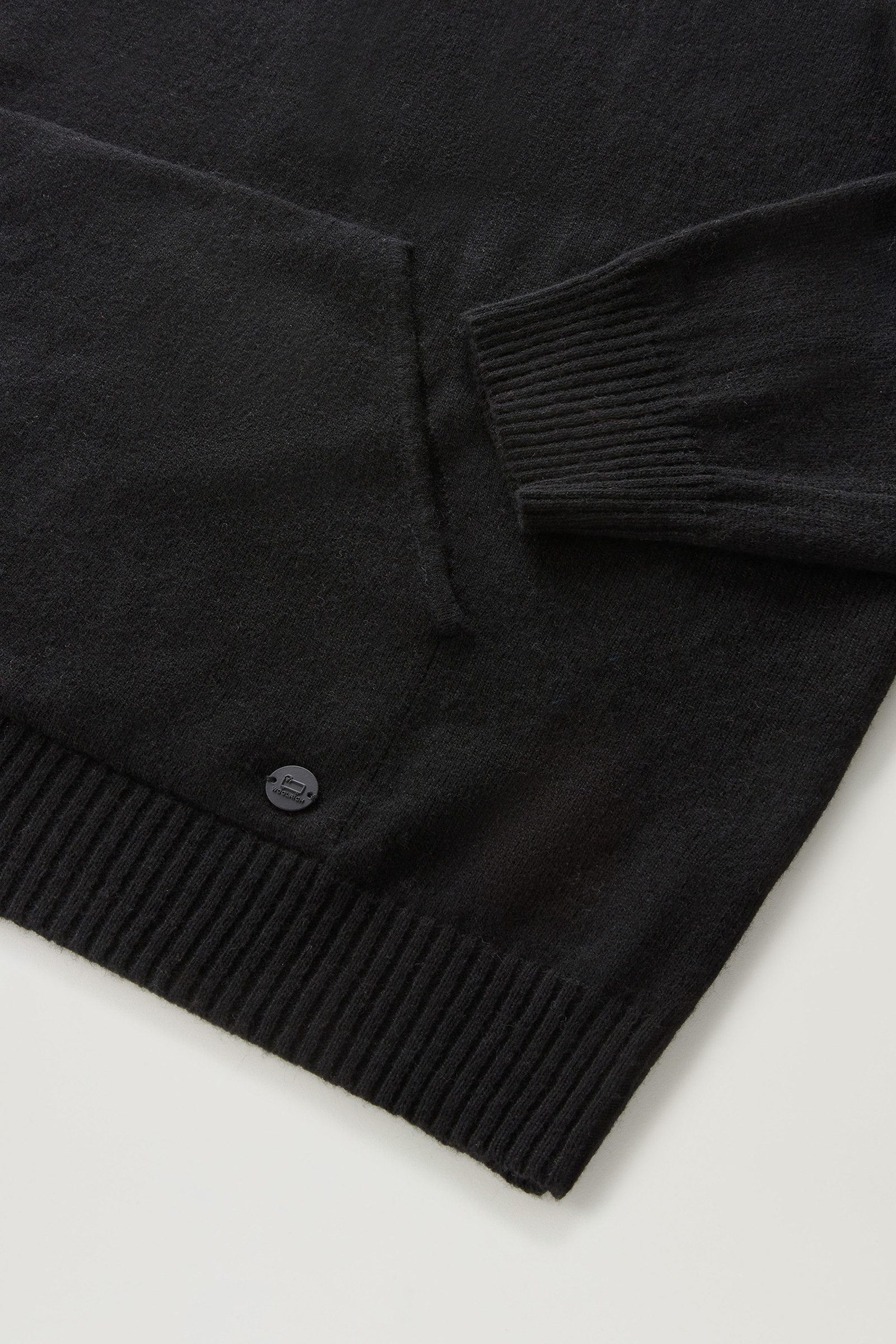 Maille en laine mélangée avec capuche noir photo 7 | Woolrich