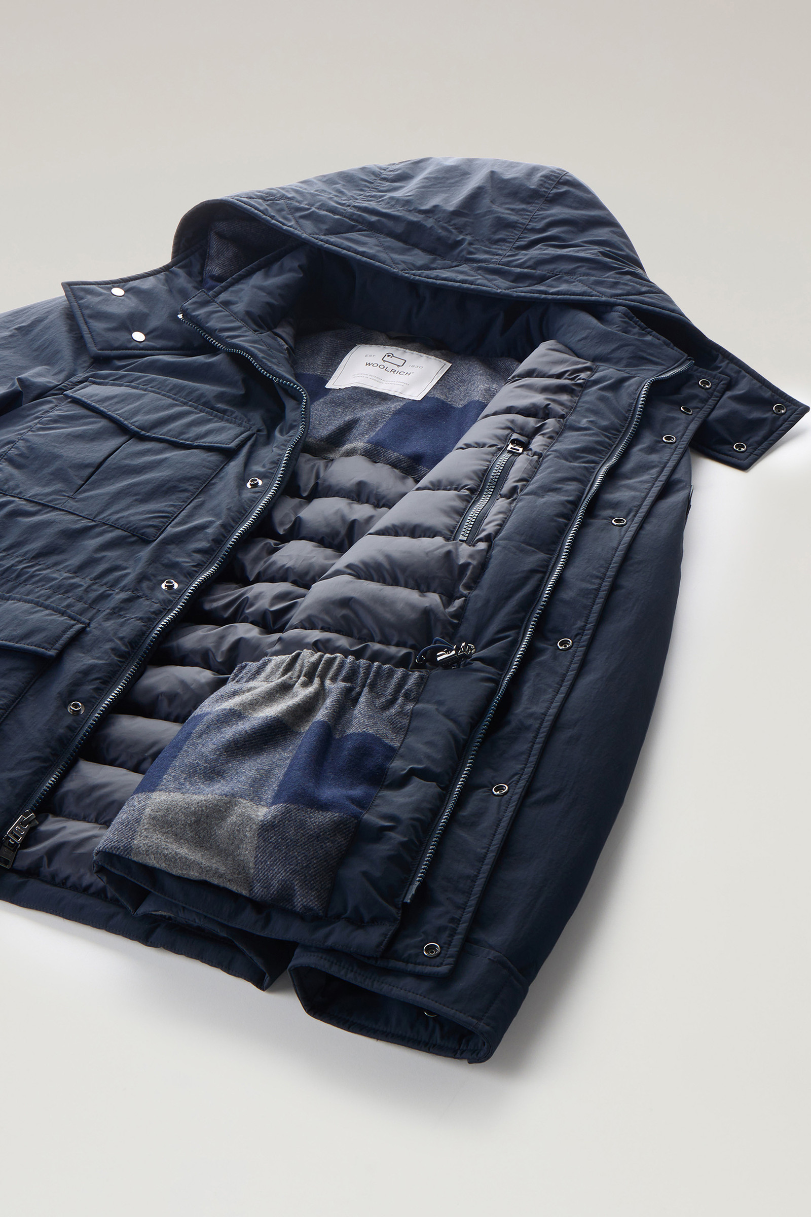 Aleutian Feldjacke aus Taslan-Nylon mit abnehmbarer Kapuze blau photo 10 | Woolrich