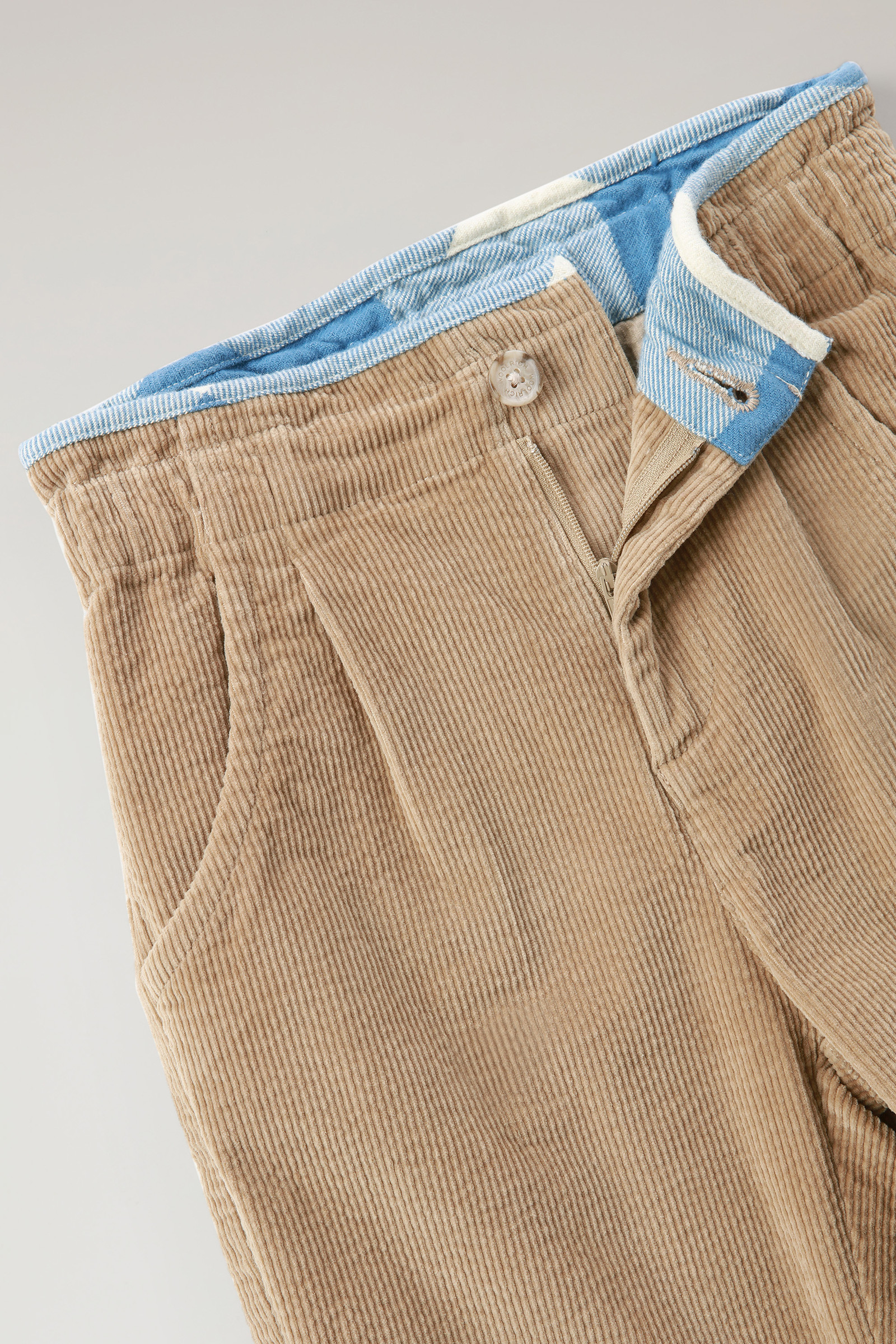 Pantaloni da bambina in velluto a coste Blu Taglia 10 Woolrich Bambina Abbigliamento Pantaloni e jeans Pantaloni Pantaloni in velluto 