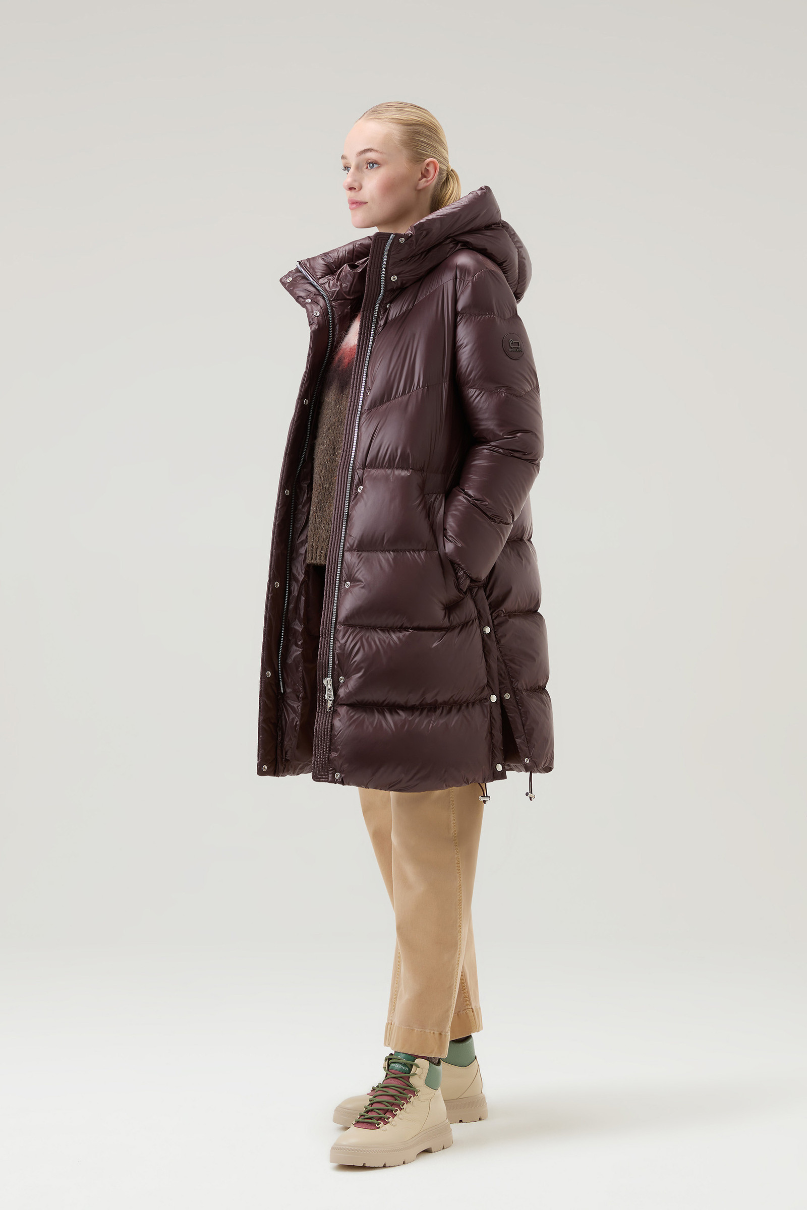 Aliquippa Long Down Jacket in Glossy Nylon Brown | Woolrich UK