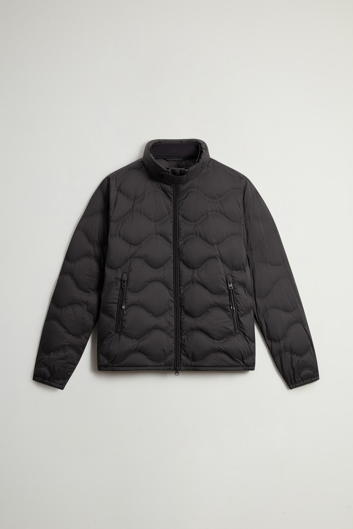 Leichte Daunenjacke aus Mikrofaser mit Zwiebelsteppung Schwarz photo 5 | Woolrich