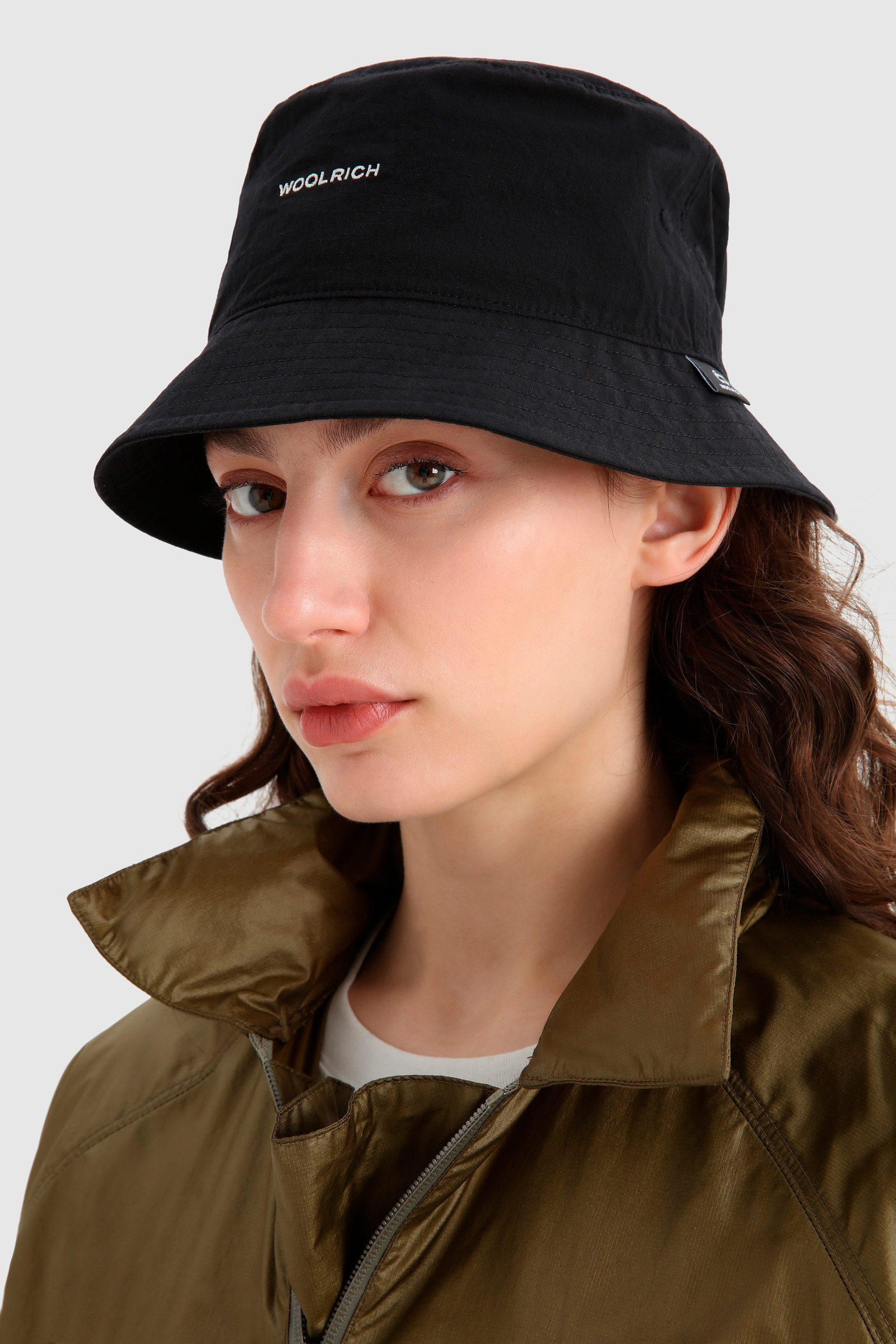 Packable Bucket Hat in Ripstop Cotton Black photo 2 | Woolrich