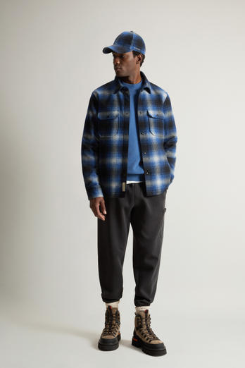 Alaskan Padded Overshirt in Checked Italian Wool Blend Blue | Woolrich
