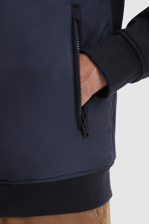 Sweat à capuche en tissu hybride bleu photo 2 | Woolrich