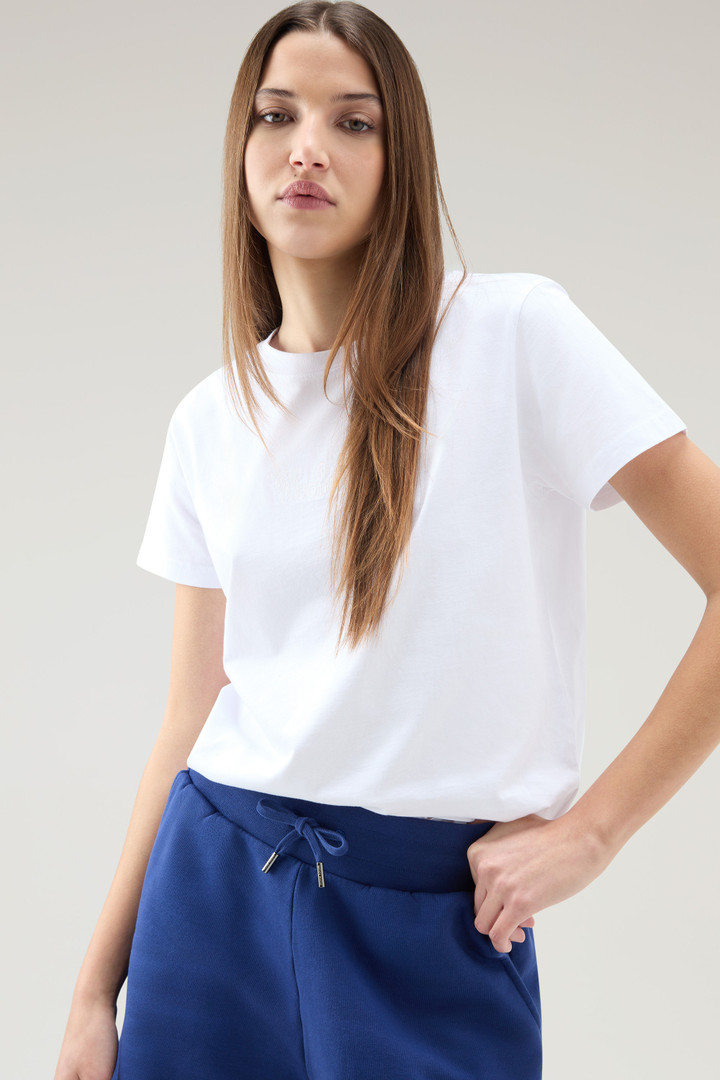 T-shirt en pur coton avec logo brodé Blanc photo 4 | Woolrich