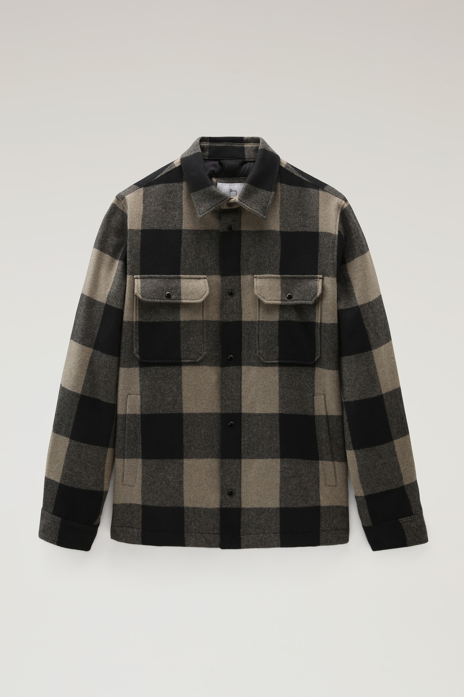 Giacca a camicia imbottita Alaskan Check in lana riciclata verde photo 5 | Woolrich