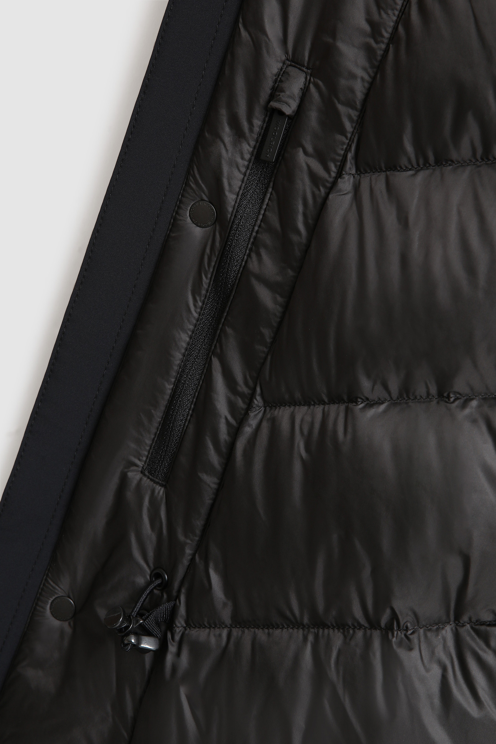 Stretch-Mountain Parka mit Graphene-Wattierung Schwarz photo 10 | Woolrich