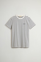 【送料&関税込】Woolrich Logo Printed Crewneck T-shirt Men's Pure Cotton T-Shirt with Embroidered Logo white