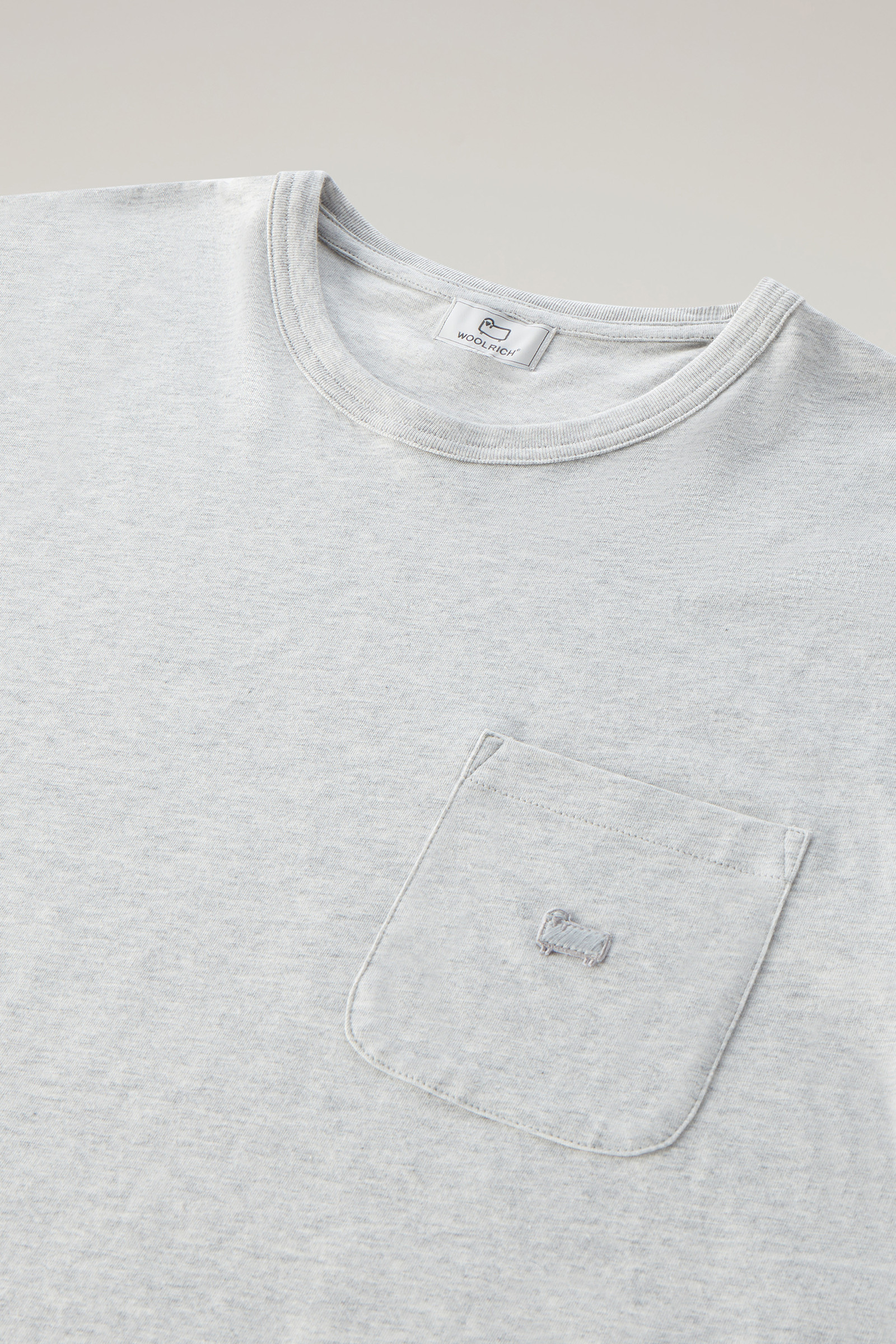 T-shirt in Pure Cotton with Chest Pocket Grey photo 6 | Woolrich