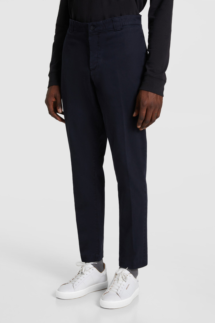 Chino pants in yarn-dyed cotton