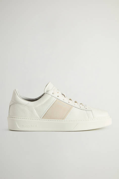 Classic Court Sneakers in Tumbled Leather with Suede Band Beige | Woolrich