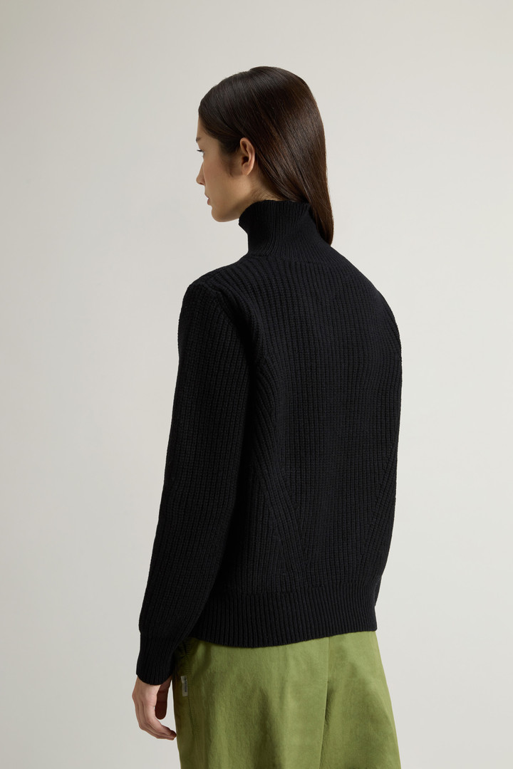 Maglione Canberra a collo alto in pura lana vergine Nero photo 3 | Woolrich