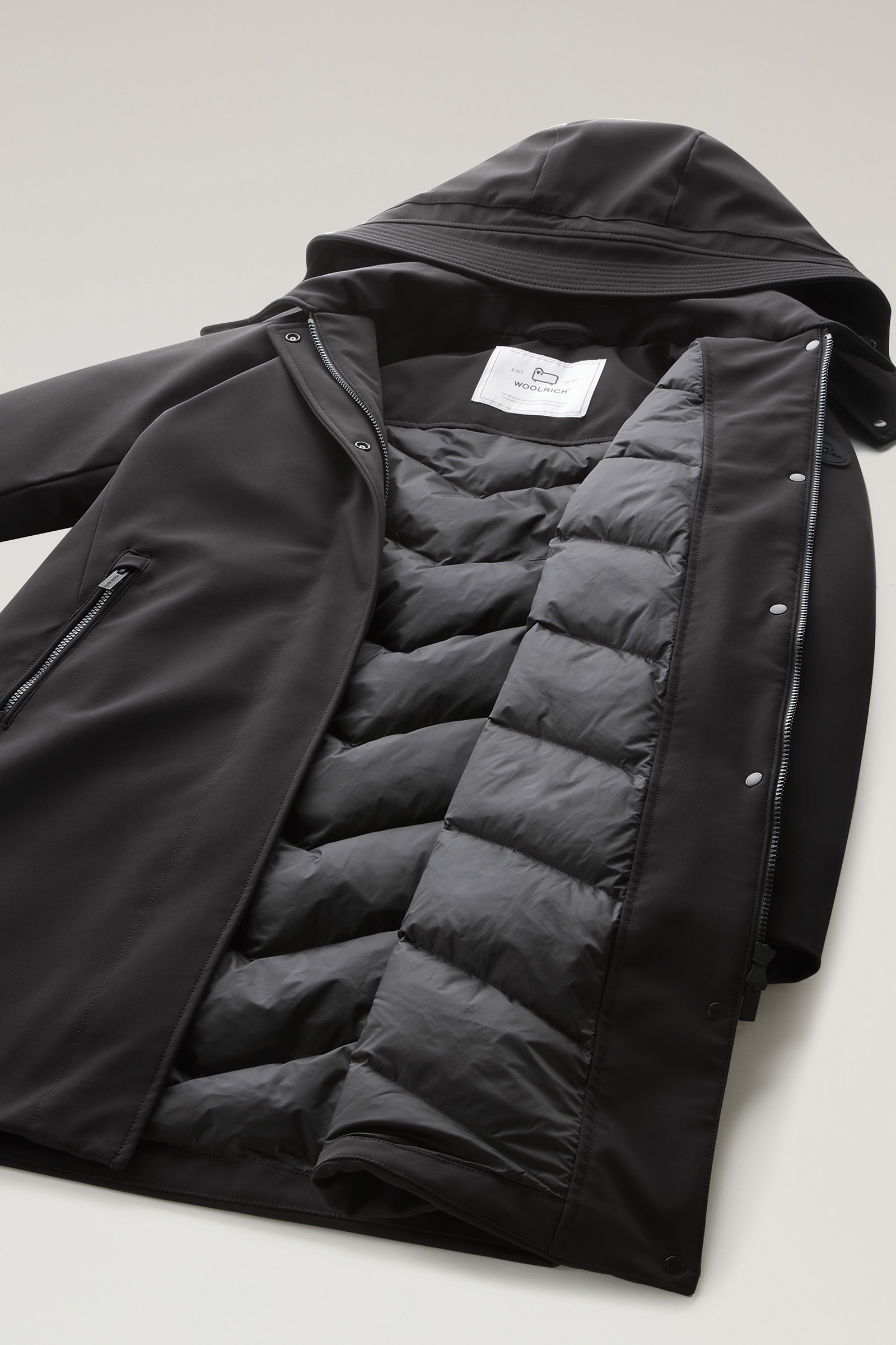 Firth Trench in Tech Softshell Black photo 11 | Woolrich