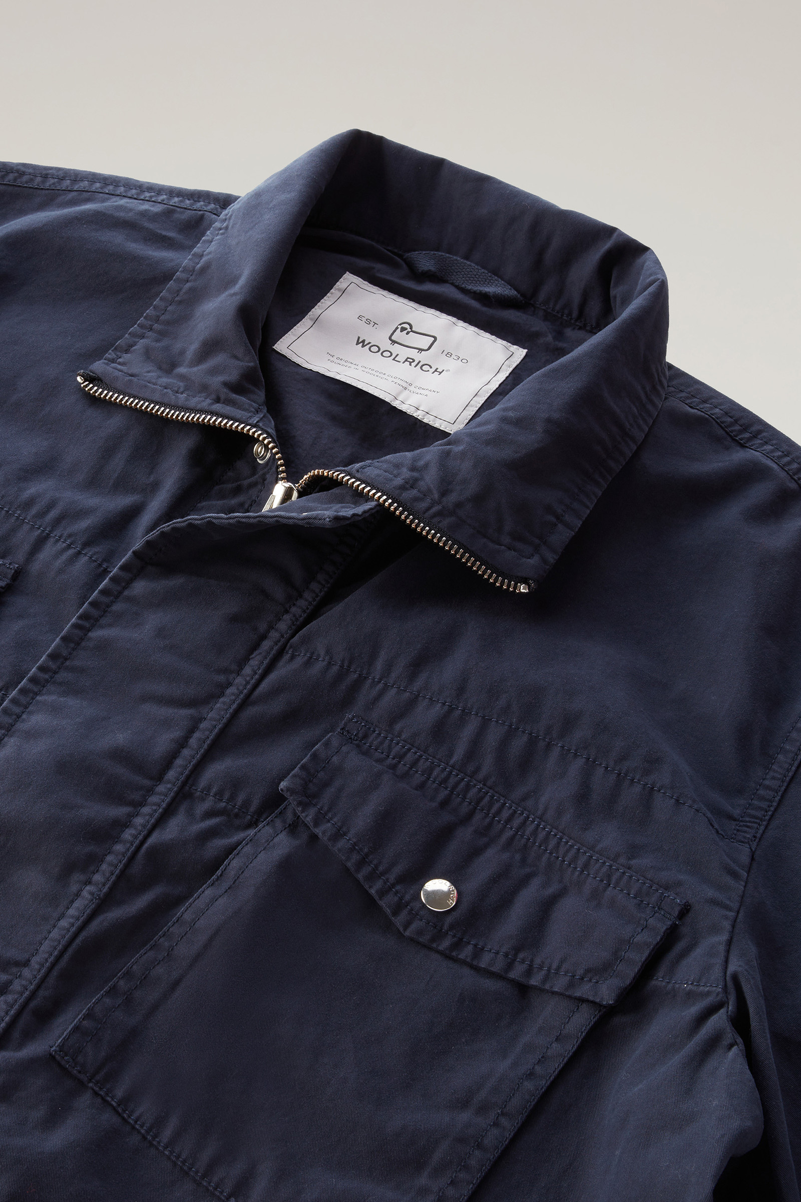 Garment-Dyed Field Jacket in Pure Cotton Blue photo 6 | Woolrich