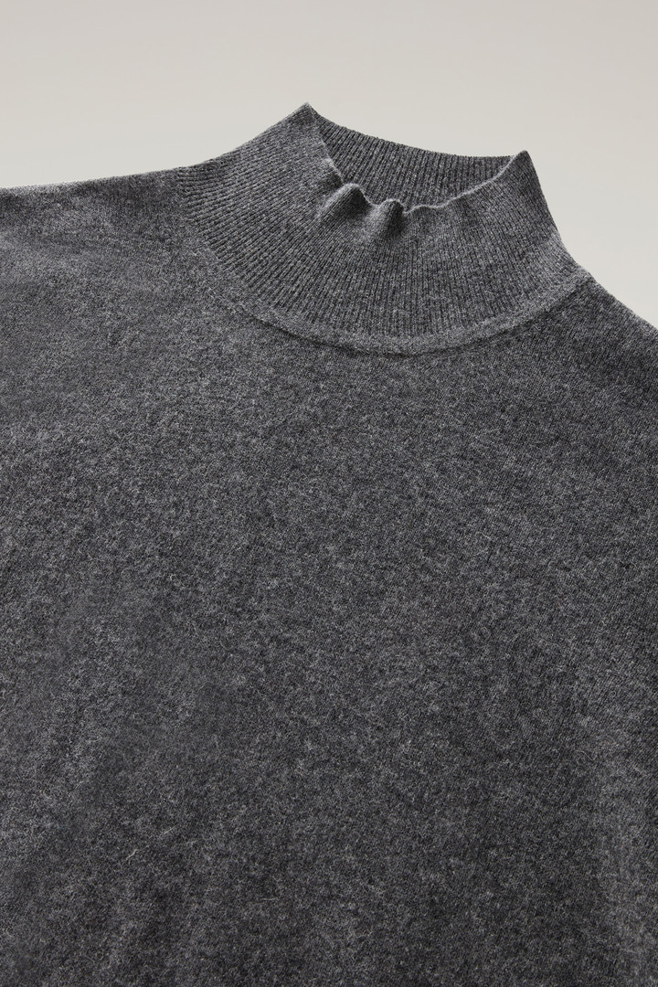Turtleneck Sweater in Merino Wool Blend Gray photo 6 | Woolrich