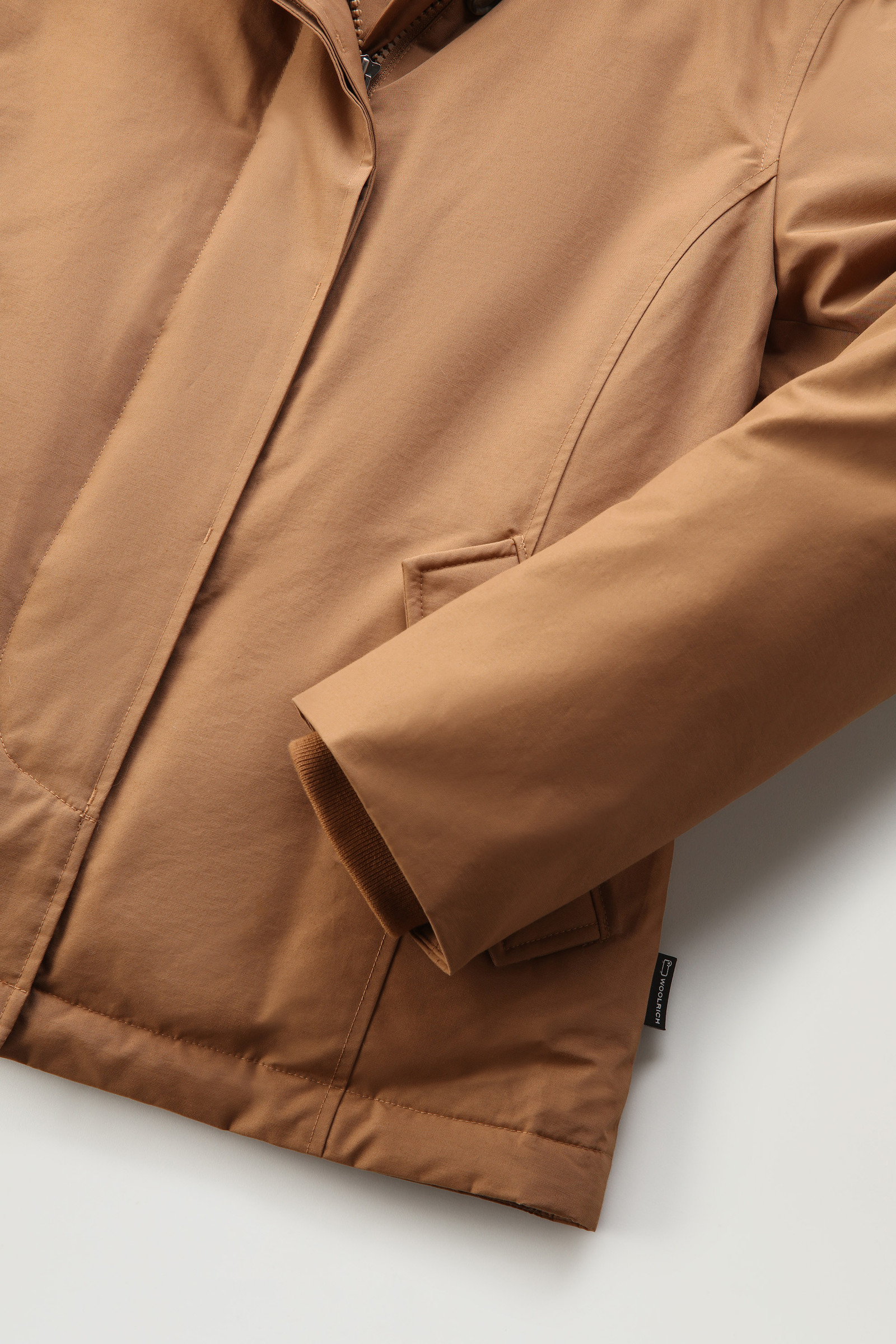 Short Arctic Parka in Ramar Cloth with Detachable Fur Brown photo 8 | Woolrich